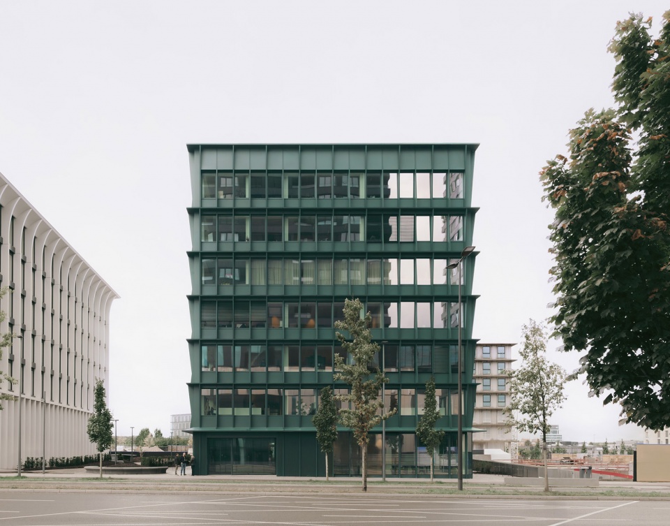 新办公楼,卢森堡 / Bureaux Andrew Phillips