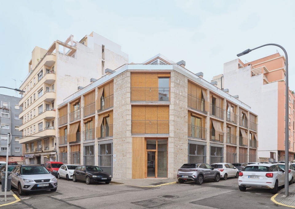 2104社会住宅，西班牙 / HARQUITECTES