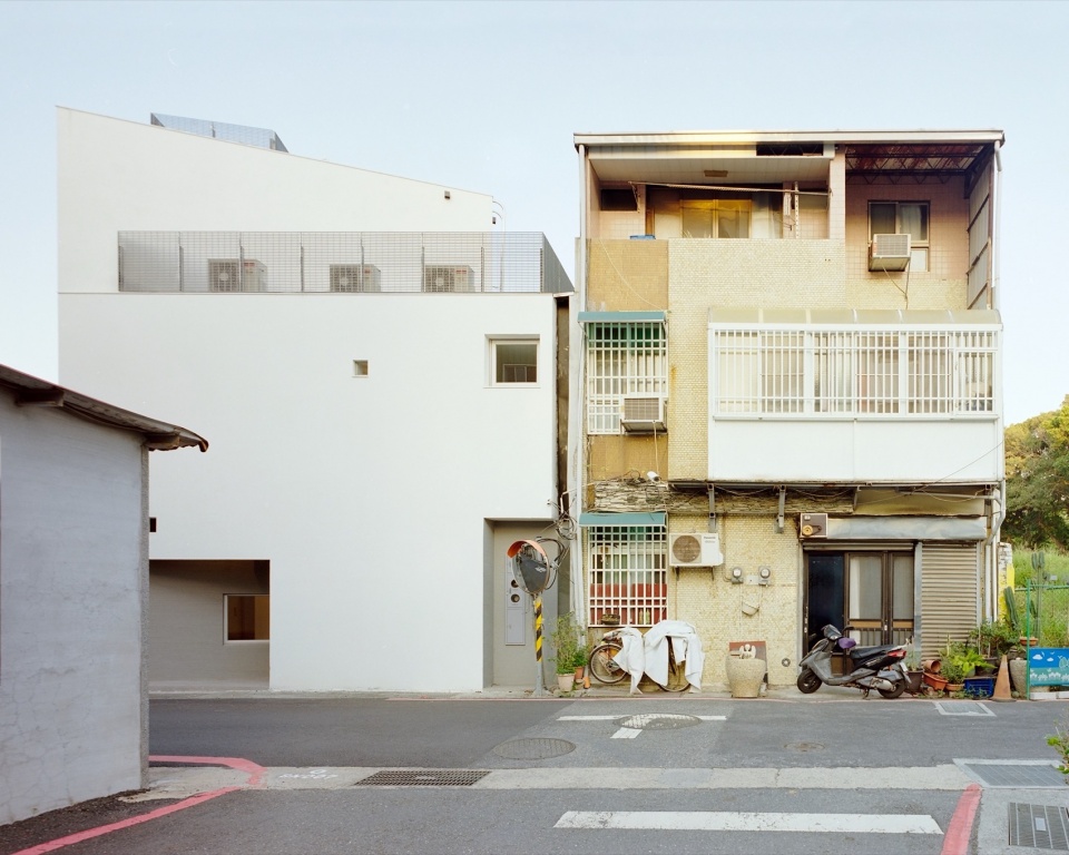 三角宅，中国台湾 / Metrics Architecture Studio