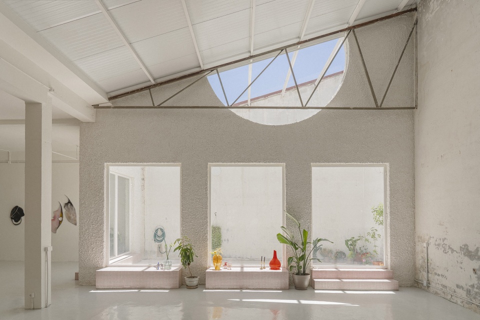 Halo工作室，马德里 / BURR