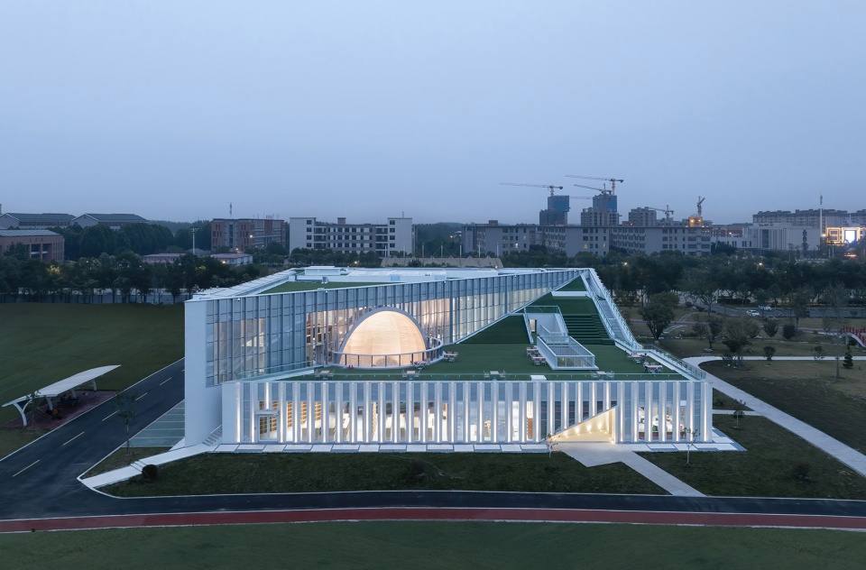 台儿庄区图书馆，枣庄 / 同圆设计集团股份有限公司