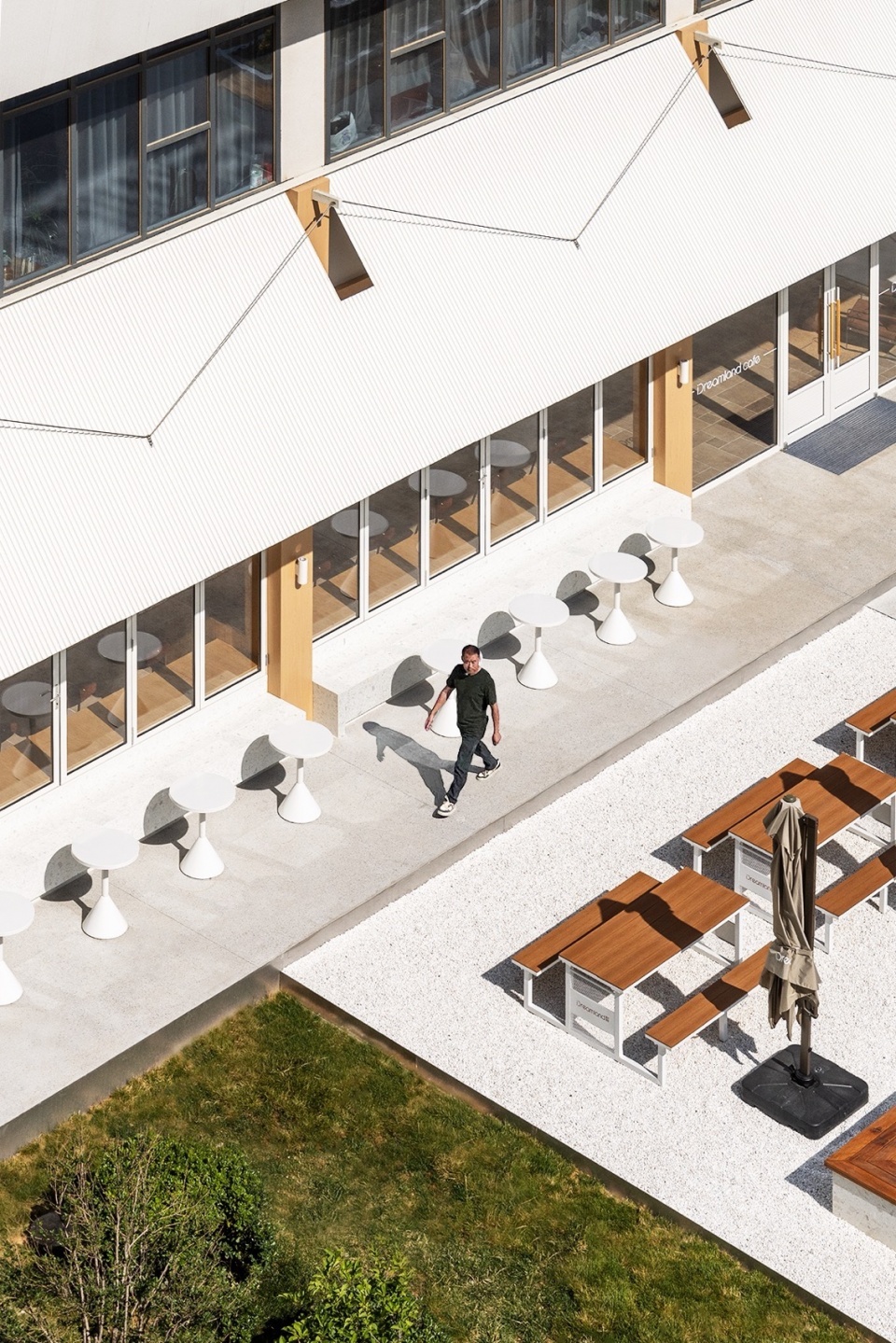 铜川追光咖啡馆，陕西 / 即时设计研究所