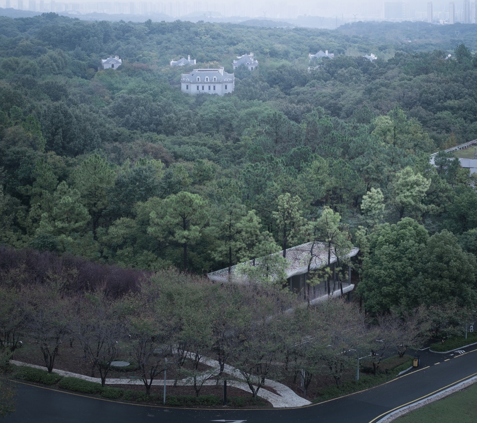 树上的云、谷里的窗南京四方艺术湖区公共卫生间 / 南京大学建筑规划设计研究院 物物建筑