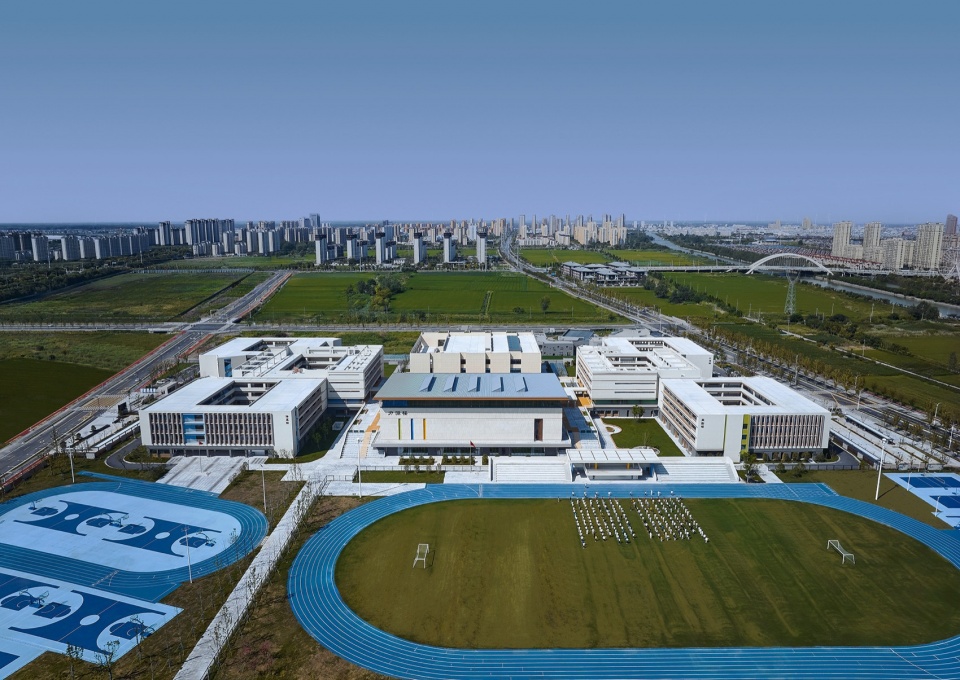 扬州宝应实验学校&空间育人&实践 / 上海都设营造建筑设计事务所有限公司