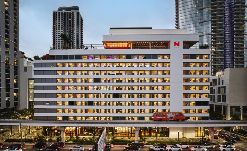 citizenM酒店，荷兰 / Concrete