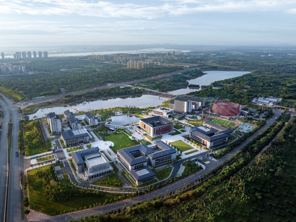 中共南昌市委党校迁建项目 / 华南理工大学建筑设计研究院有限公司