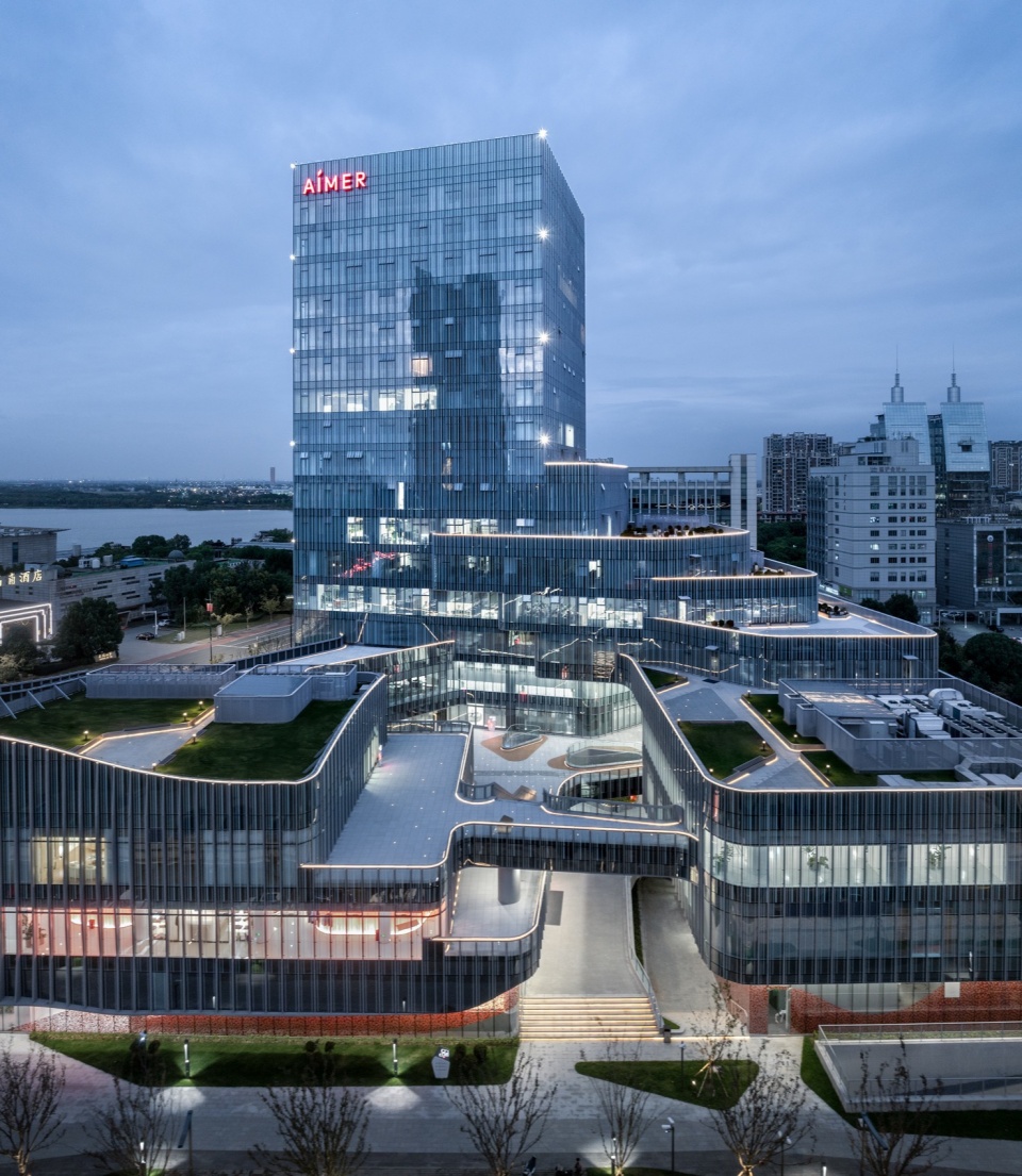 赛博时代的线下温度 & 爱慕未来商业中心 / Crossboundaries