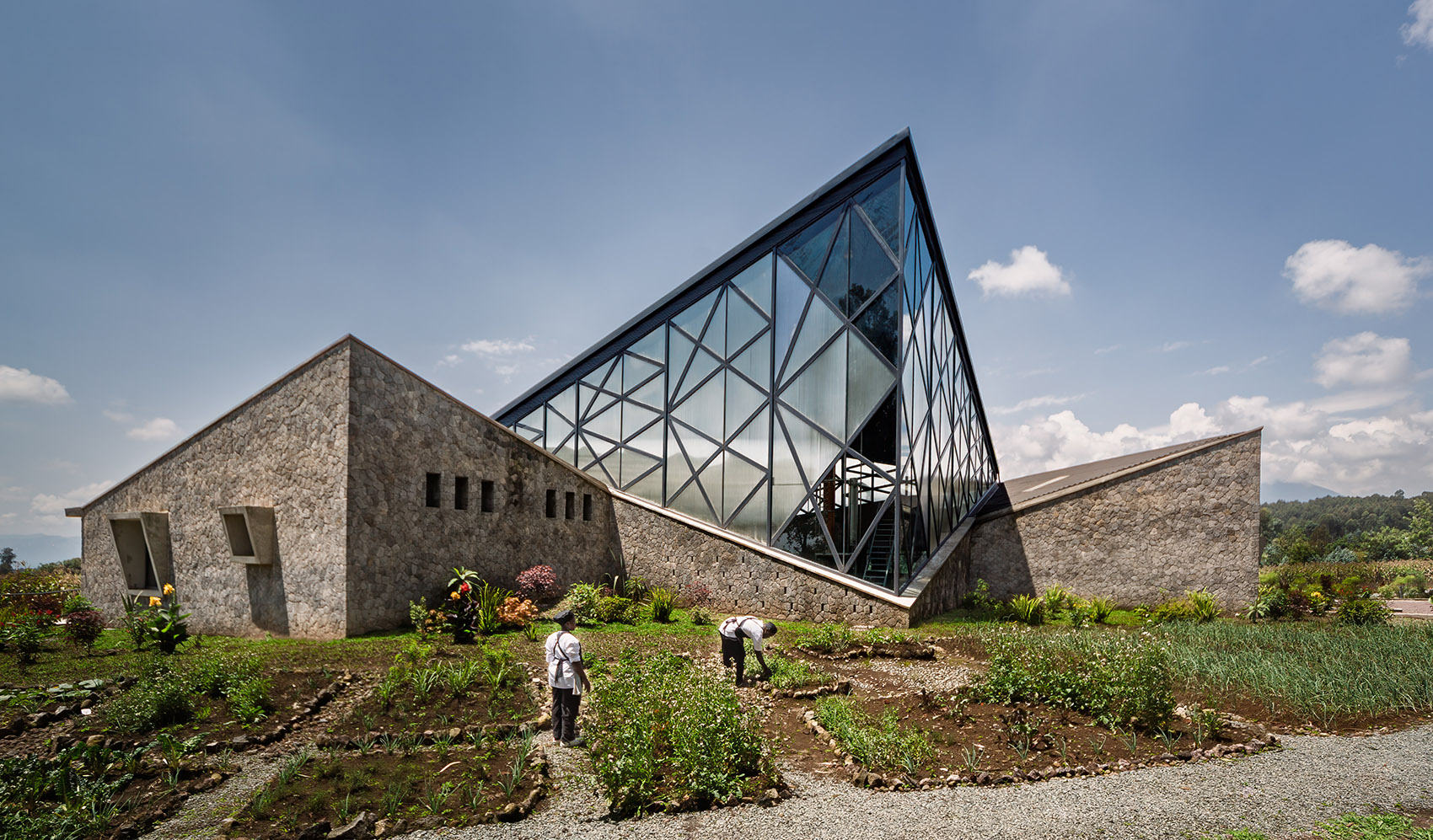 Virunga Mountain Spirits酿酒厂，卢旺达 / BE_Design