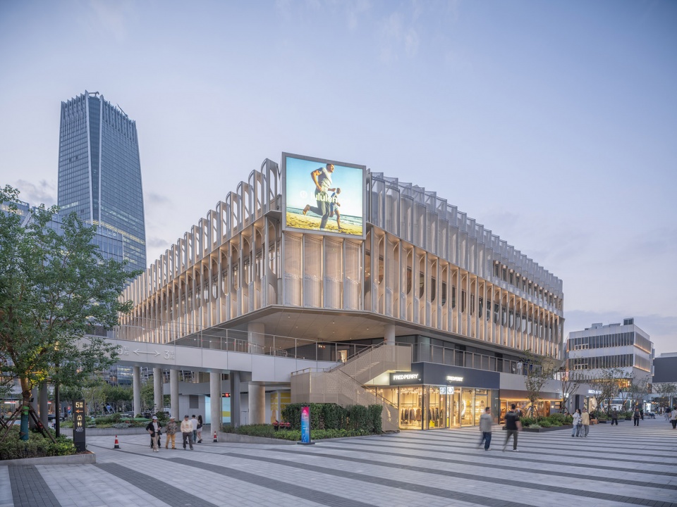 Gate M 西岸梦中心1栋3栋，上海 / HCCH合尘建筑