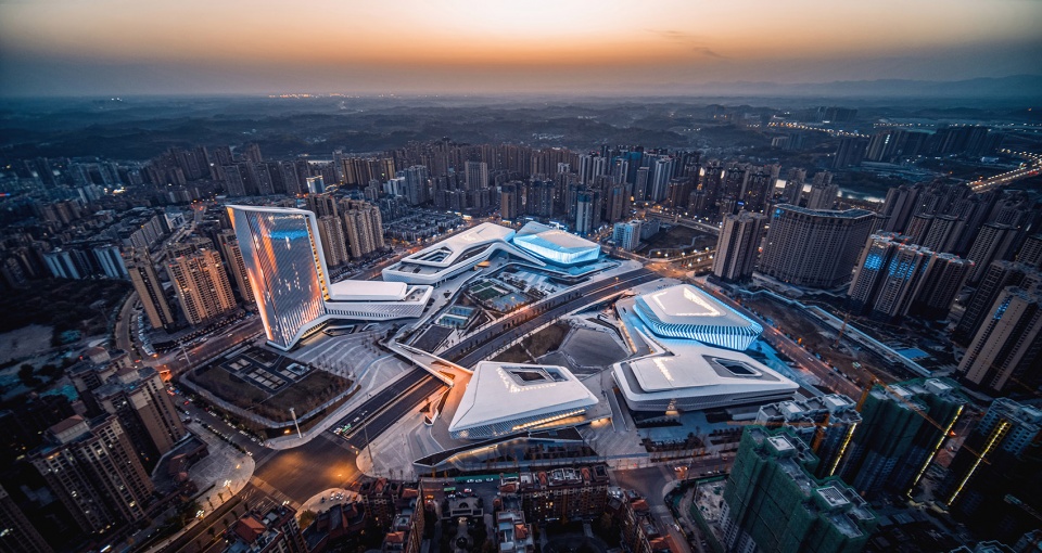 东来印象·简阳文体中心 / 中国建筑西南设计研究院有限公司 郑勇工作室 + 设计二院