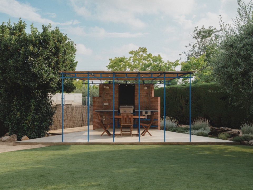 Carme和Josep的家中景亭，西班牙 / MH.AP