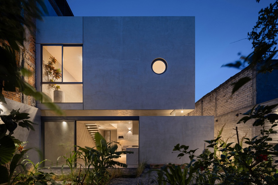 埃伦迪拉之家,墨西哥 / Pepe Ramírez