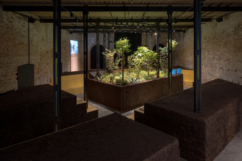 第19届威尼斯建筑双年展 & 墨西哥馆“浮园” / Estudio Ignacio Urquiza y Ana Paula de Alba