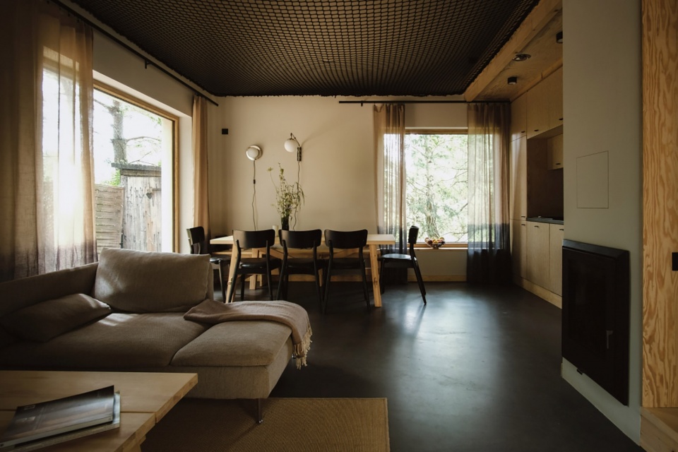 自然深处之家，华沙 / deante