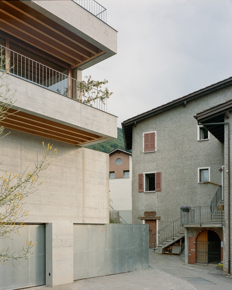 Pazzallo住宅，瑞士 / cerbi zaccara architetti