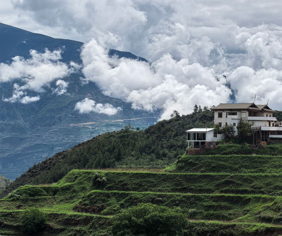 云南朵木杦庄设计 / 平时建筑设计事务所