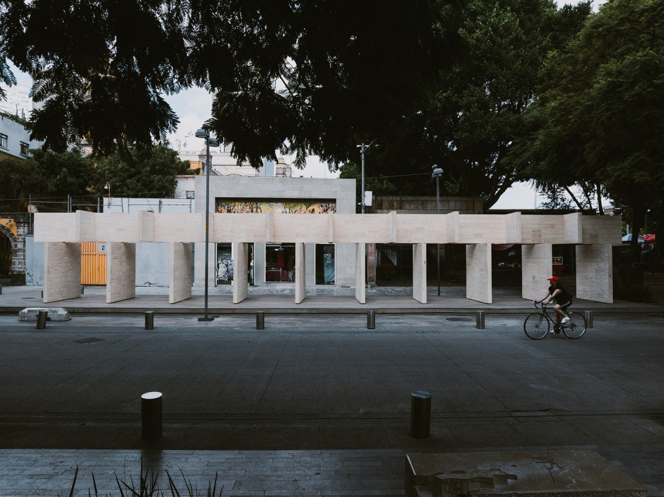 MEXTROPOLI装置，墨西哥 / PPAA