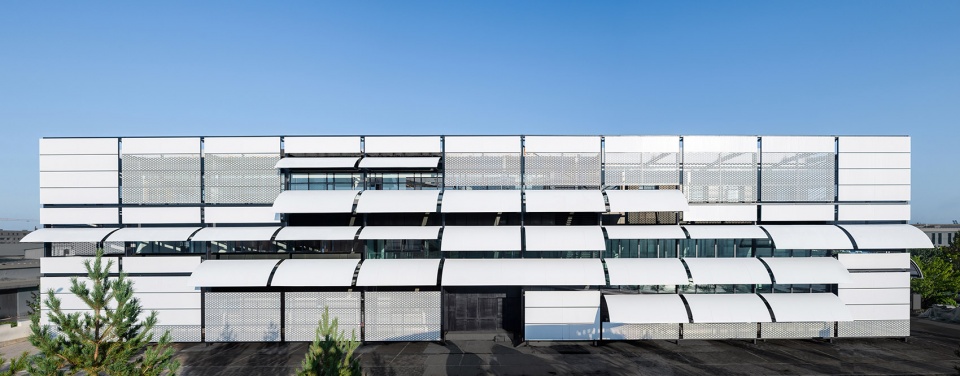 重塑-羊绒技术中心，鄂尔多斯 / waa未觉建筑