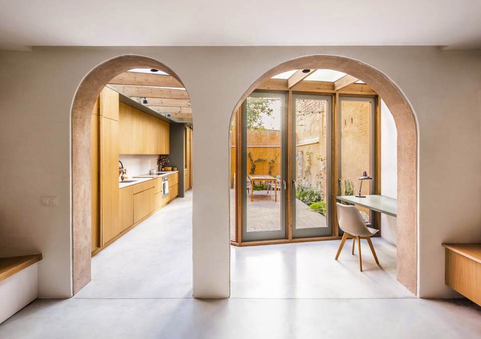 巴塞罗那绿色之家，西班牙 / Anna & Eugeni Bach