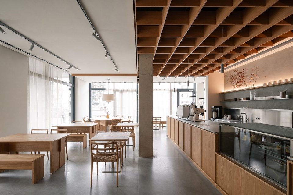 布拉格Sensu咖啡厅，捷克 / Jiri Lukas Atelier