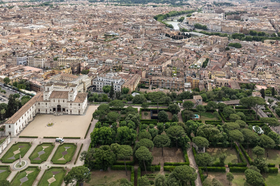 PAN-ORAMA装置,意大利 / Associates Architecture