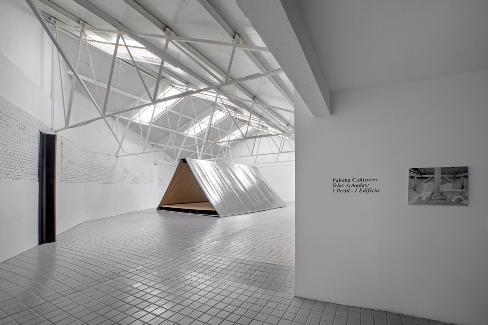 Armed Fabrics装置，意大利 / Paloma Cañizares