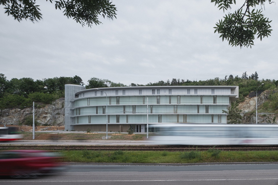 Diorit住宅大楼，捷克 / Architekti DRNH