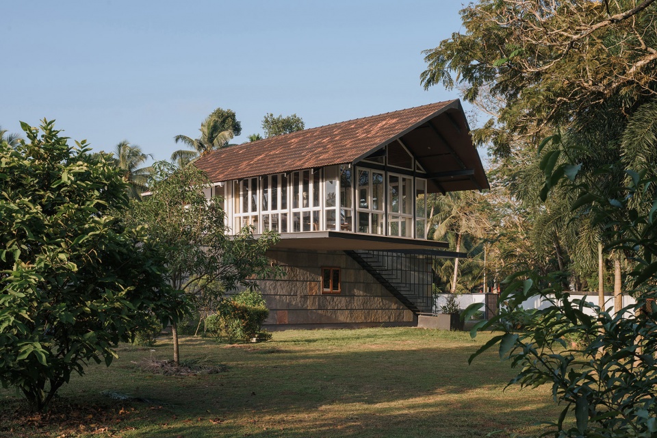 House of Quad现代住宅，印度 / Thomas Parambil Architects