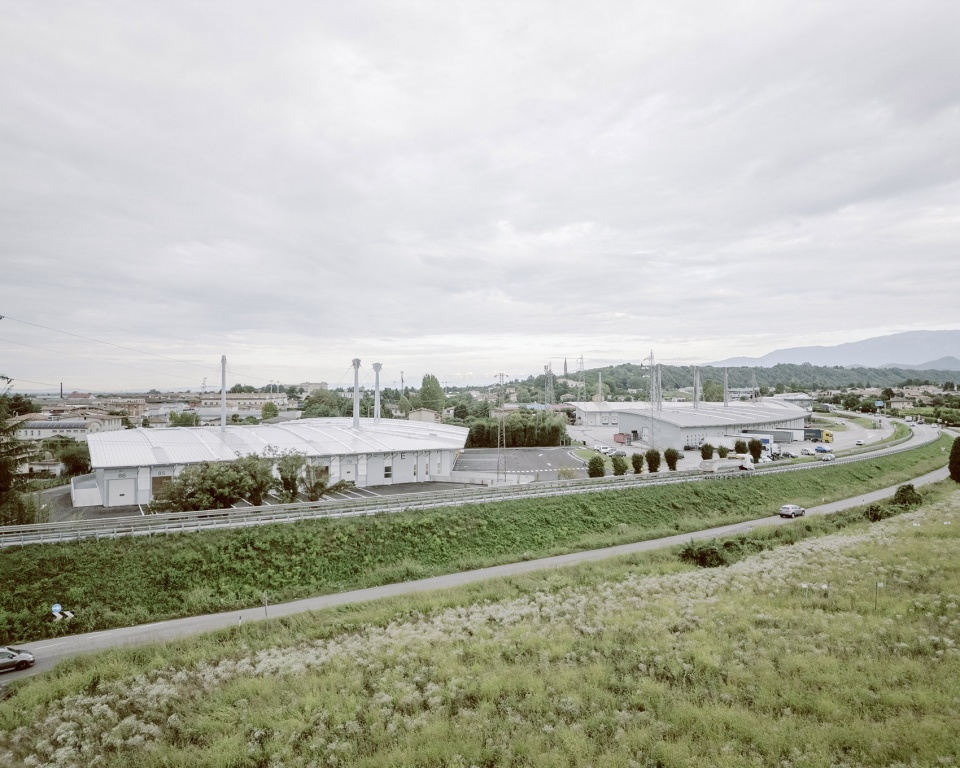 D.B.集团物流机库,意大利 / Studio Bressan + Studio Botter