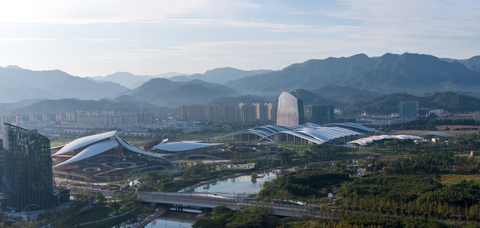 安吉国际会展中心 / 法国何斐德建筑设计公司 + 启迪设计集团股份有限公司