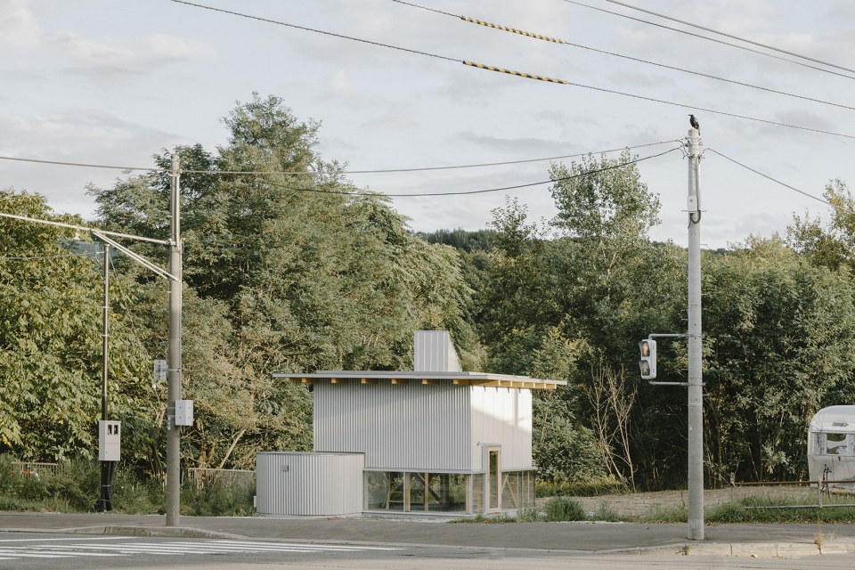 札幌平屋亭，日本 / YKAA