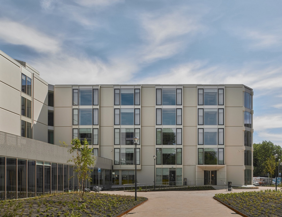 Rijkskantoor Haarlem改造，荷兰 / Beyond Space + MVSA Architects