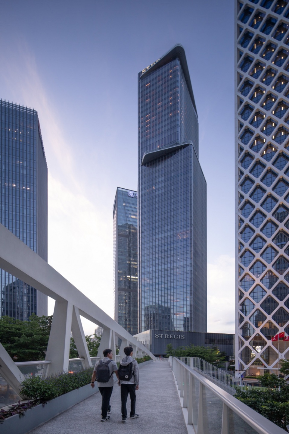 华侨城瑞湾大厦及深圳宝安瑞吉酒店，广东深圳 / Aedas