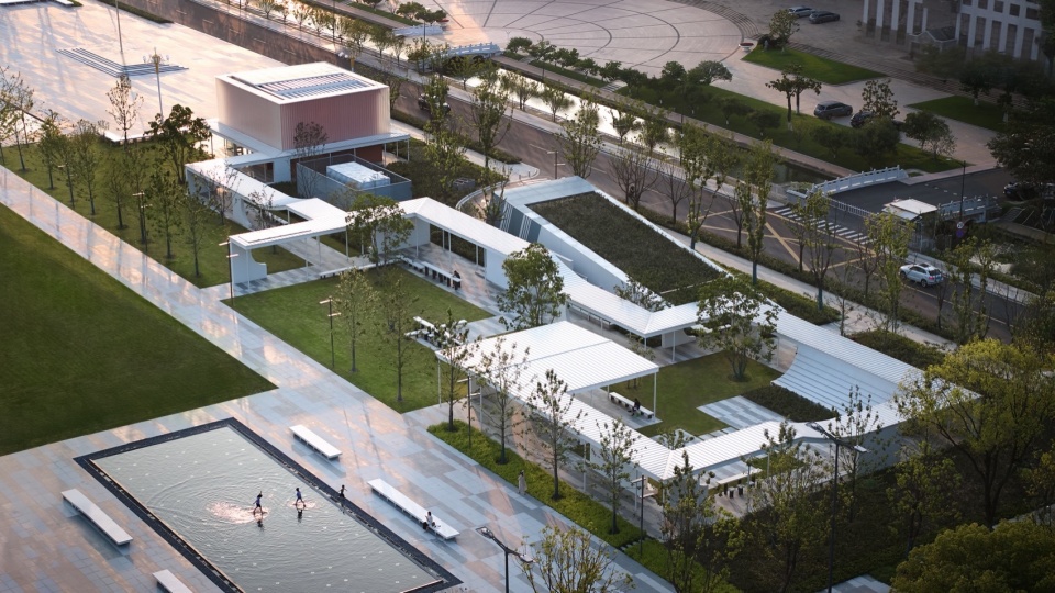 昆山城市广场地上景观建筑，江苏昆山 / 大舟建筑