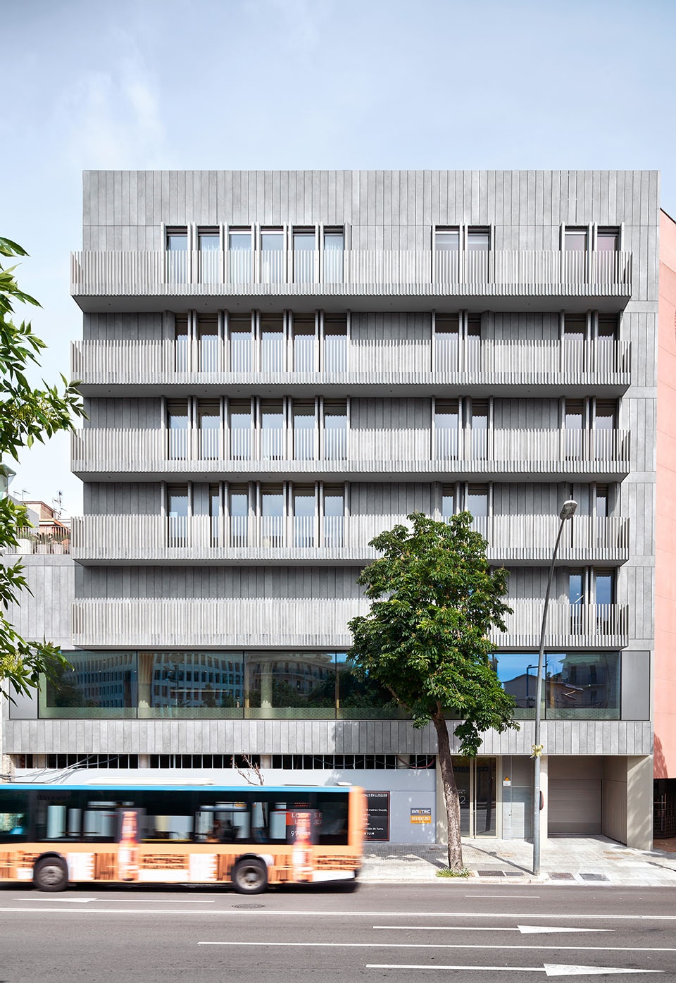 Gran Via 32住宅楼，西班牙 / Camps Felip Arquitecturia + Adrià Felip