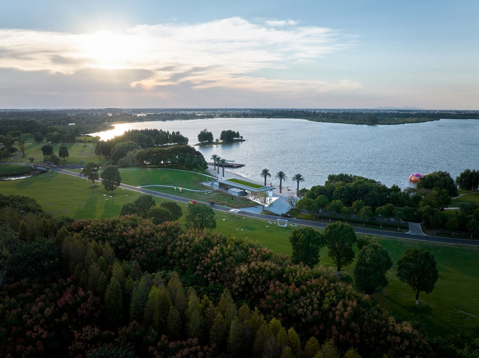 固城湖金沙滩驿站，苏州 / 中国美术学院风景建筑设计研究总院——青年创作中心