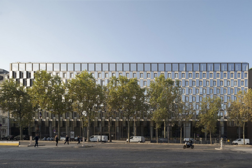 巴黎110米焕新立面，法国 / Baumschlager Eberle Architekten