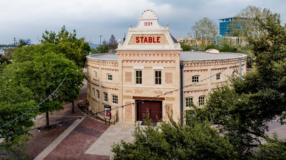 STABLE HALL，美国 / CLAYTON KORTE DESIGN