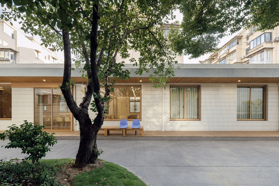 甘泉外国语中学综合活动中心，上海 / 内里设计创研所