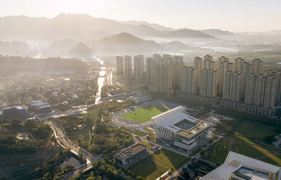 温州肯恩大学理工楼 / 清华大学建筑设计研究院有限公司