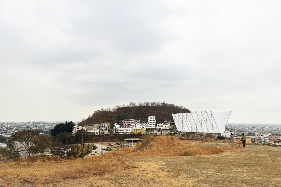 地平线展馆 & 百米线性展馆 / Eletres Studio