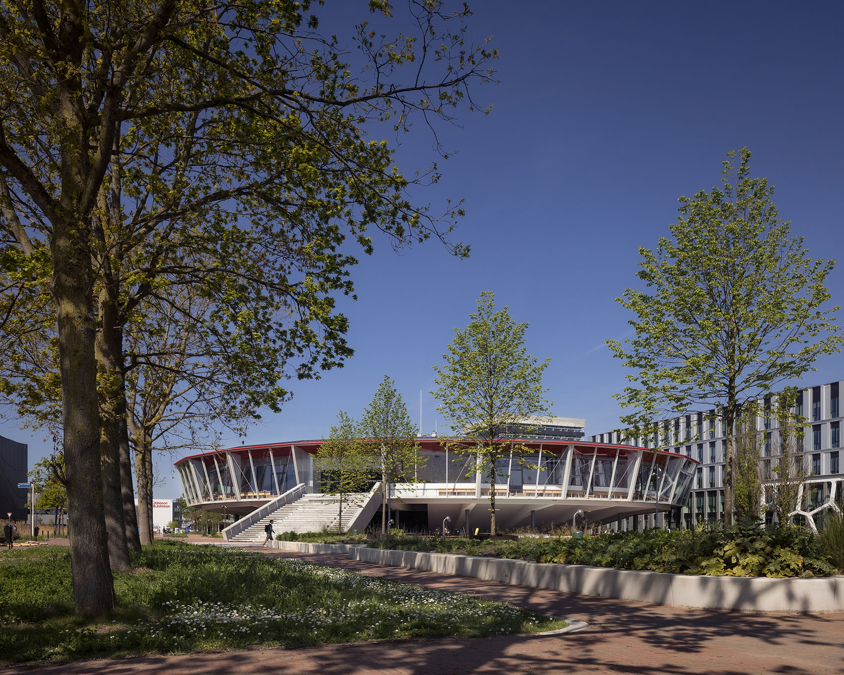 莱顿大学报告厅，荷兰 / Civic Architects