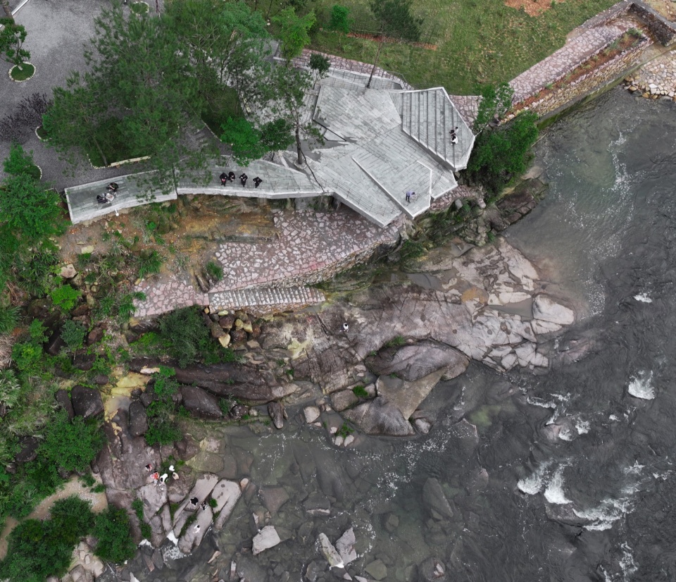 月亮湾瀑布观景台,福建 / 合造社建筑设计事务所