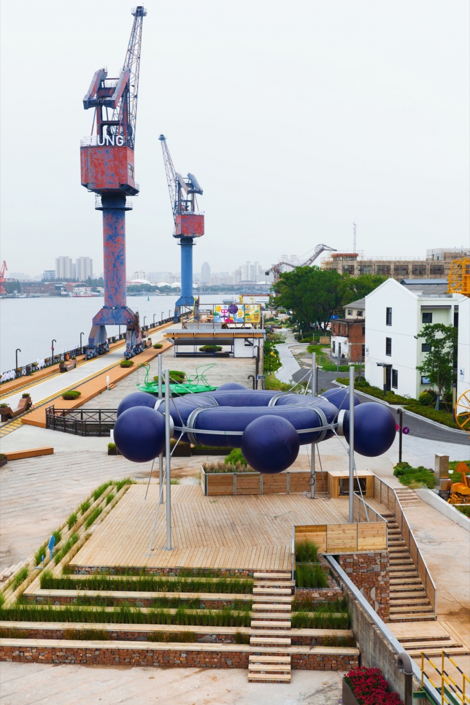 2025上海城市空间艺术季《航舵》装置，杨浦区 / 上海重峰建筑设计咨询有限公司