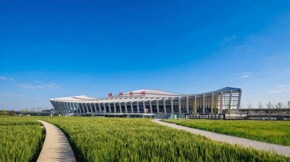 湖州东站 / 中南建筑设计院股份有限公司