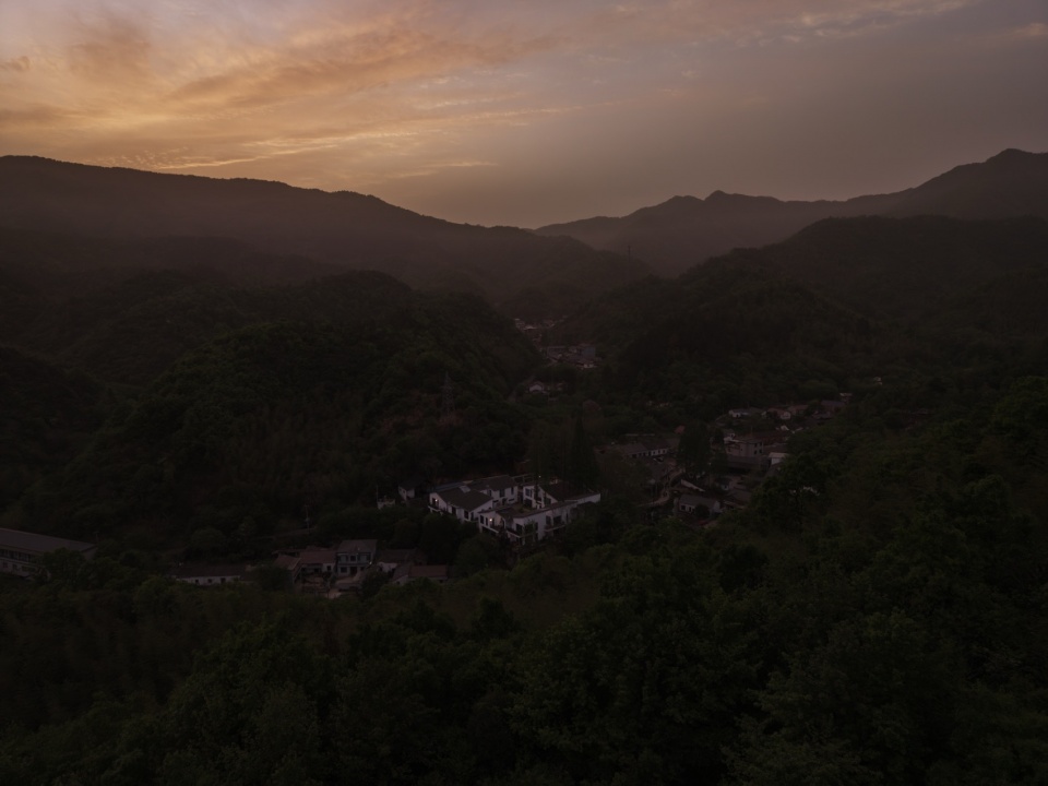 泾县小岭村&纸道山庄&民宿，安徽合肥 / 伍米尺建筑设计事务所