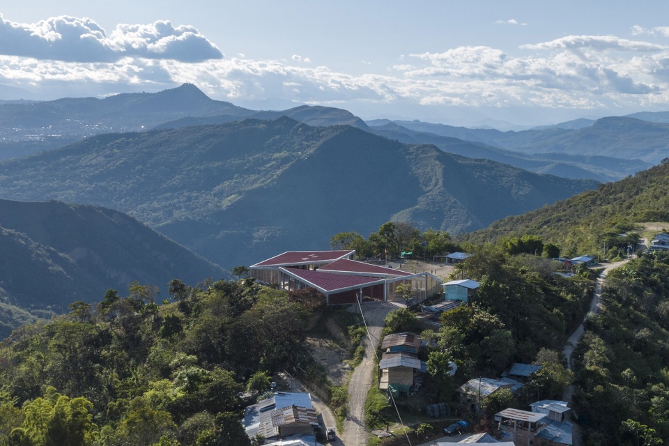 米拉多尔学校，秘鲁 / Asosiaciòn Semillas para el desarrollo Sostenible