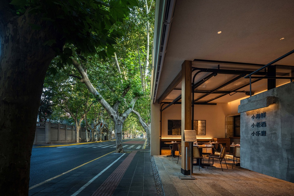 老弟兄海鲜排挡（淮海路店），上海 / YOUNG 本样设计