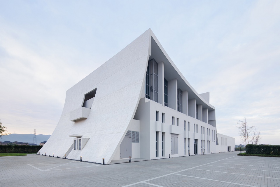 象山鹤浦天主教堂，杭州 / 中国美术学院风景建筑设计研究总院有限公司