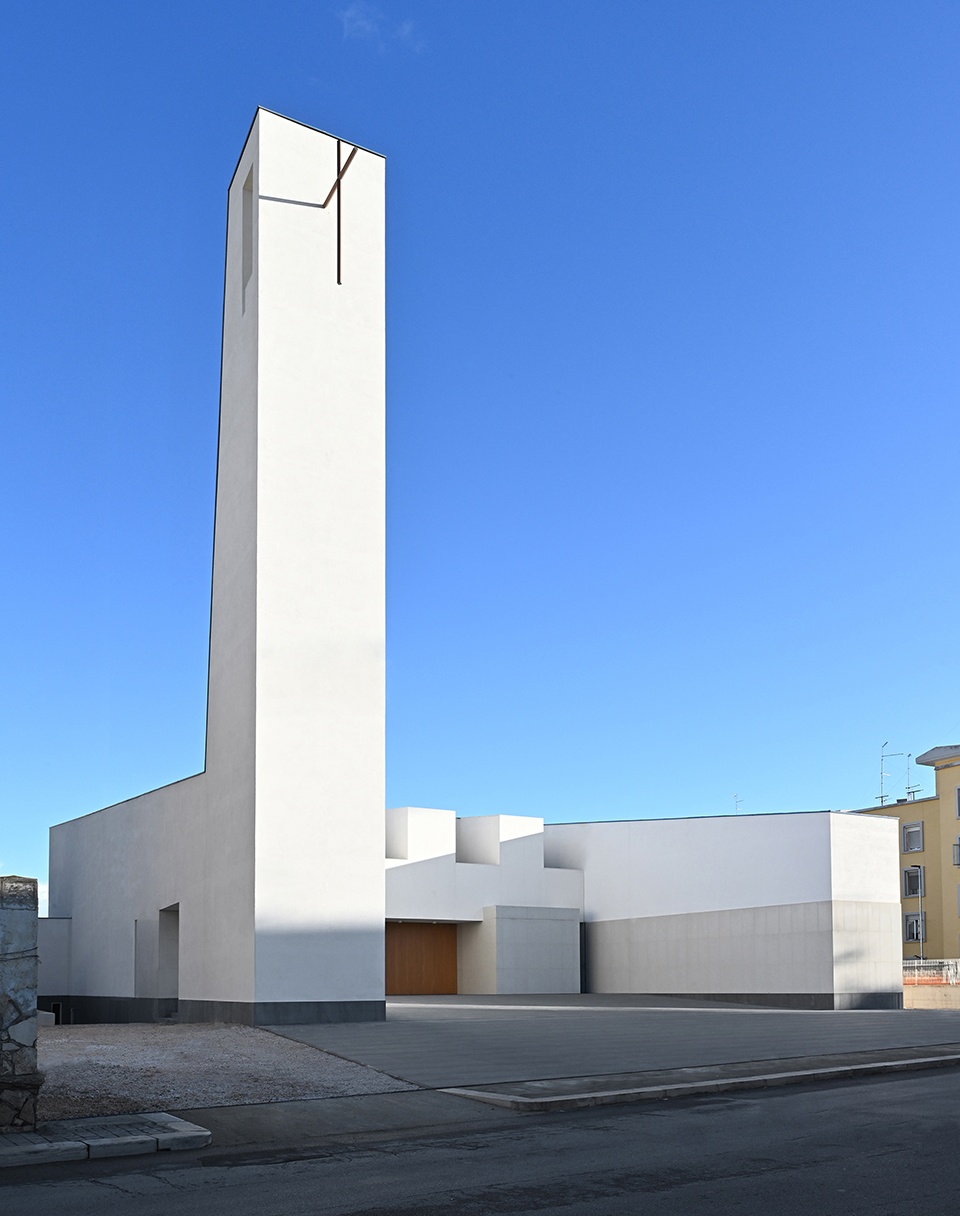 圣吉罗拉莫堂区教堂，意大利 / nettiarchitetti